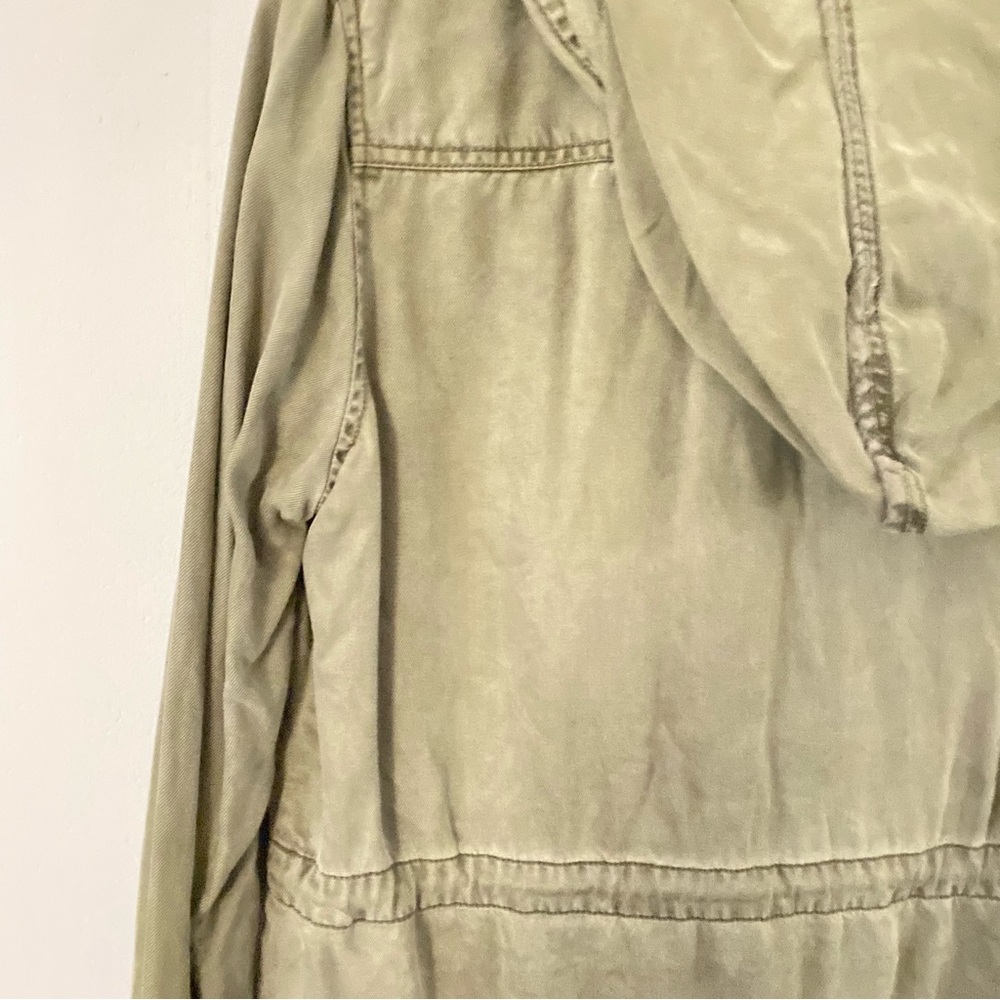 Green Utility Jacket - Picture 2 of 4
